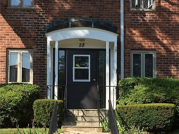 2nd image of 58 Lawrence Ct APT D