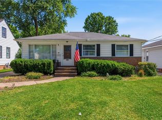 10821 Woodview Blvd, Parma Heights, OH 44130