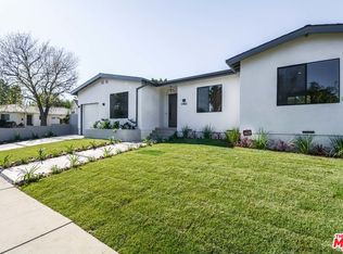 17812 Bromley Ct, Encino, CA 91316