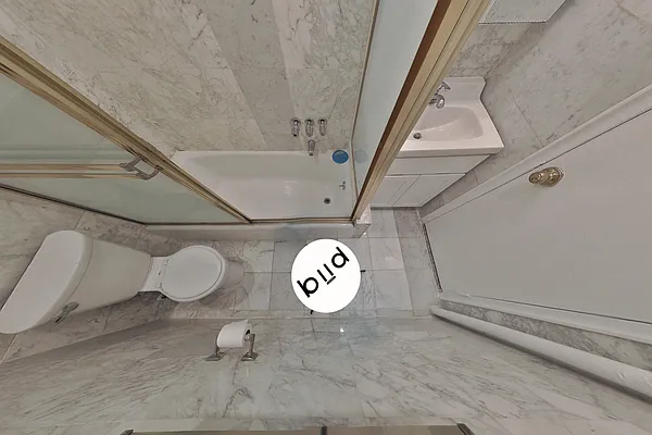 Rented by CitySites Real Estate Group | media 19