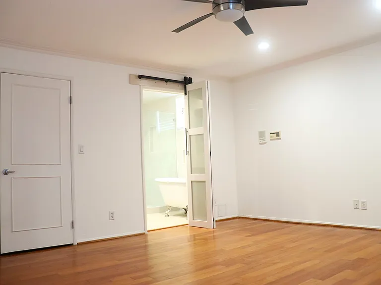 4225 Tujunga Ave #A — Photo 9