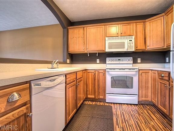 4th image of 3613 Andover Ln