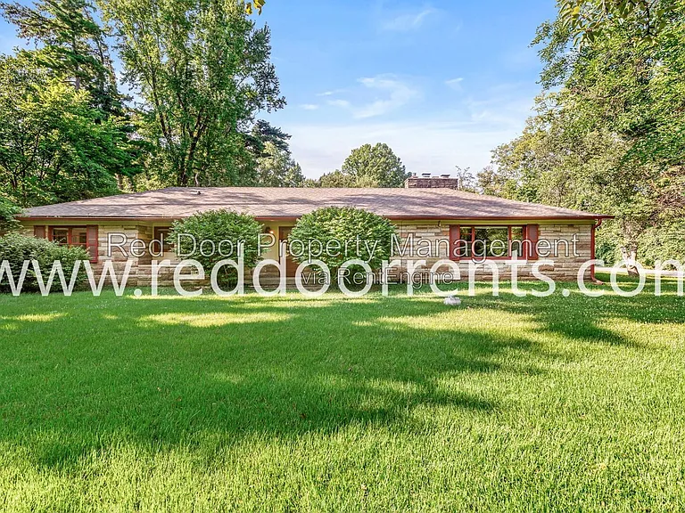 4701 Kessler Boulevard East Dr — Photo 35