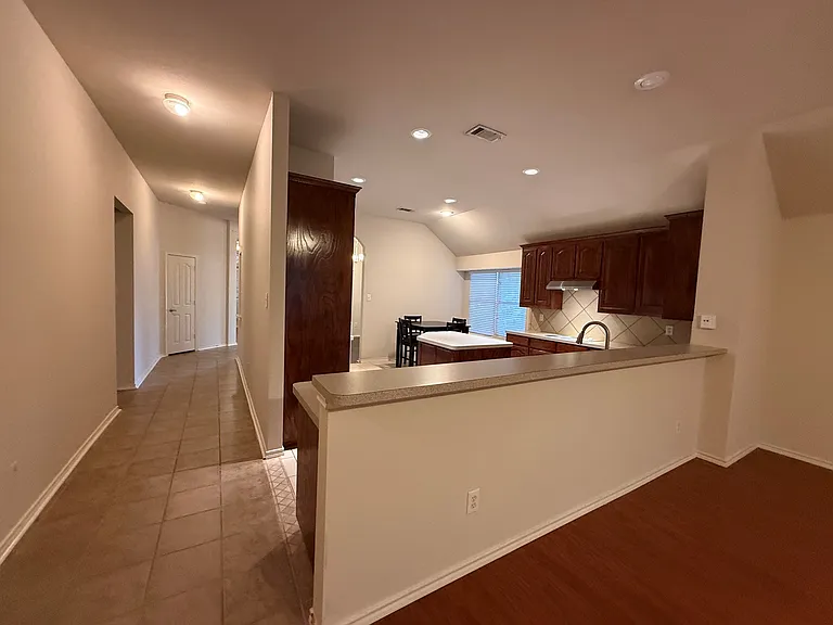 5827 Silver Sage Ln — Photo 12