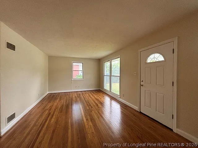 469 McPhee Dr — Photo 5