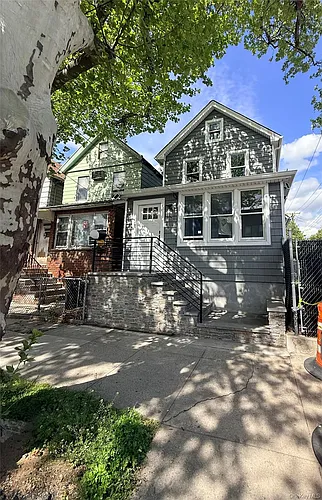 1017 E 92nd St Photo 1