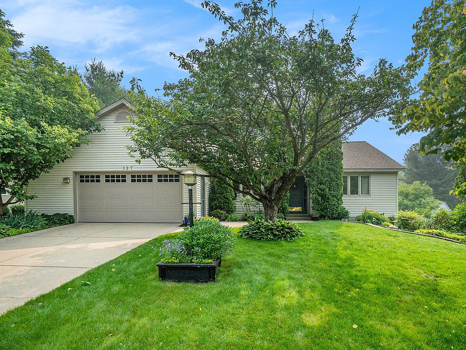 127 S Hampton St, Holland, MI 49424 Zillow