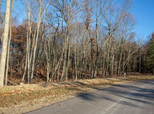 1509 Larkspur Ln, Oxford, MI 48371