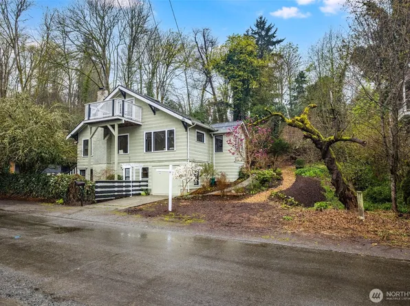 10015 68th Avenue S, Seattle, WA 98178