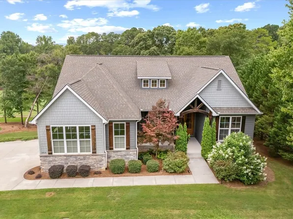 3606 Rocky Creek Dr, Seneca, SC 29678