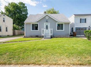 19 Wellworth Pl, Cheektowaga, NY 14225