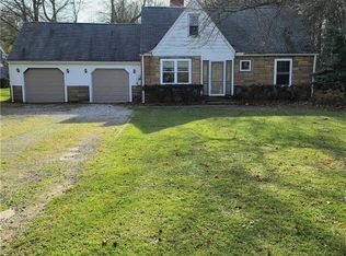 5868 Highland Rd, Highland Heights, OH 44143