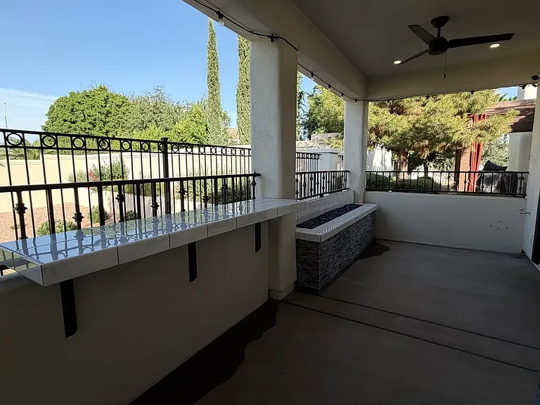 1777 W Ocotillo Rd — Photo 42