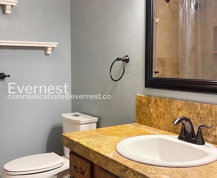 1808 Riverview Dr — Photo 20