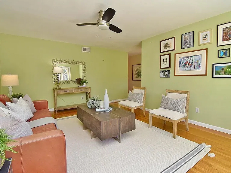 4325 Satinwood Dr — Photo 7