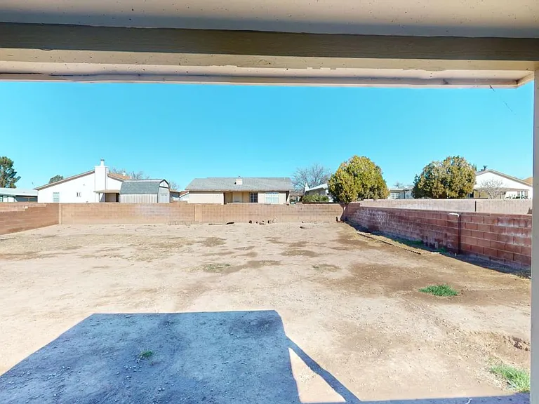 1460 Lindberg Ave — Photo 42
