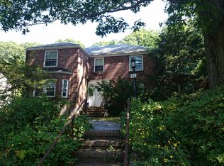 86 Beverly Rd, Brookline, MA 02467