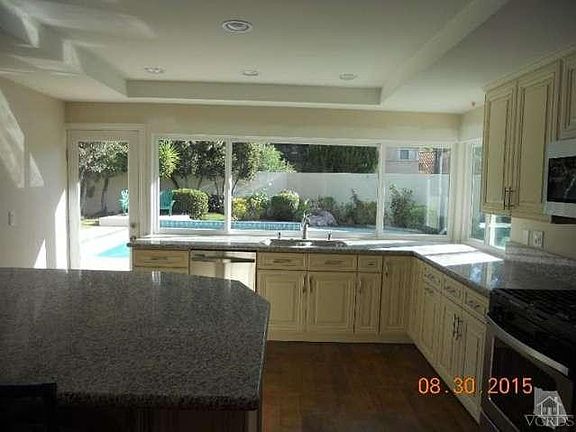 3rd image of 1015 S Ashford Ct