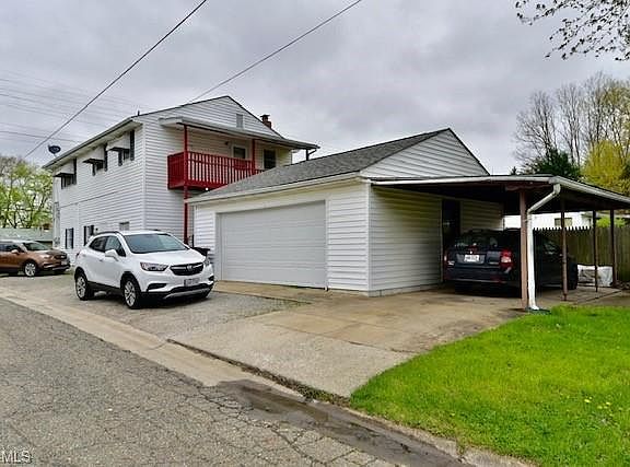 4th image of 1303 Warren Ave