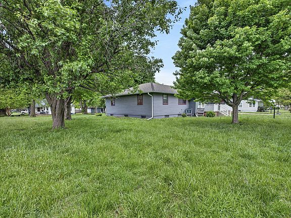 2nd image of 801 Mobile Ave