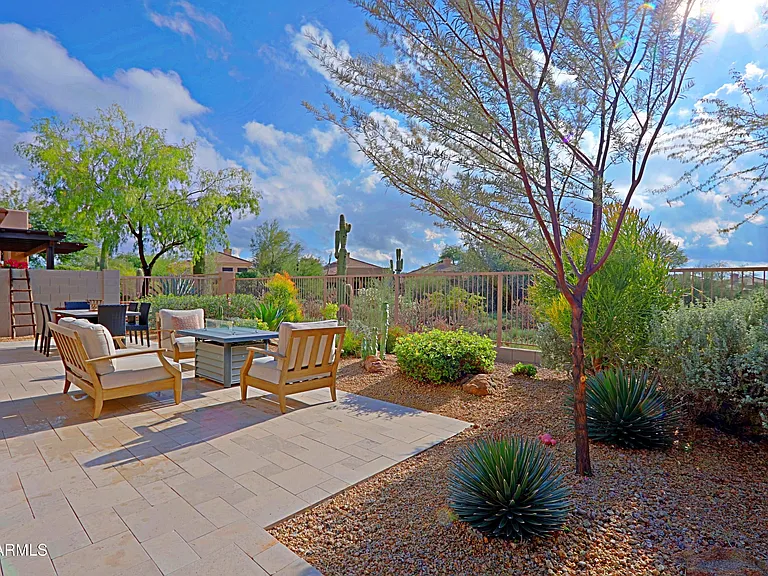 6939 E Bramble Berry Ln — Photo 42