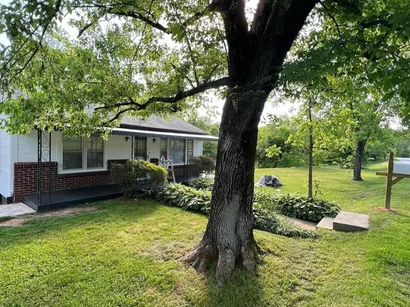 3337 Rocky Rd, Lenoir, NC 28645