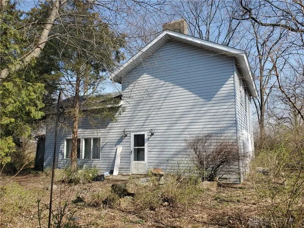 2815 Kessler Rd, Troy, OH 45373