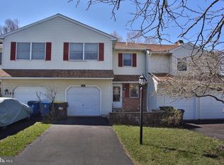 181 Jonathan Dr #181, North Wales, PA 19454