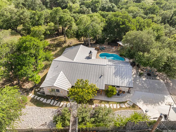 105 JACOB DR, Boerne, TX 78006