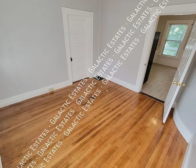 60 Arlington St #2 — Photo 4