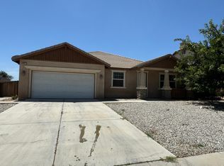 13527 Morningside St, Hesperia, CA 92344