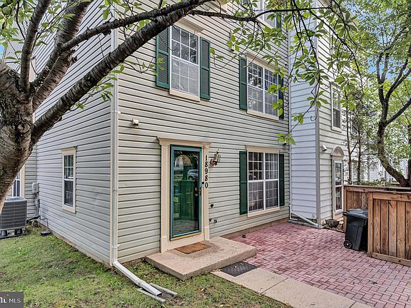 2nd image of 18980 Highstream Dr #820-M