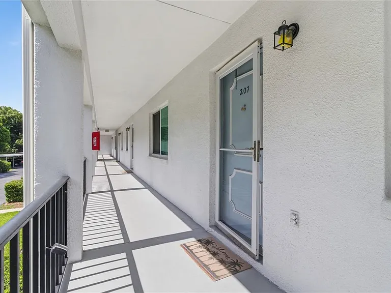 2060 Marilyn St #207 — Photo 25