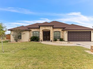 105 Yellowstone Dr, Del Rio, TX 78840
