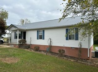 2652 Old Smithville Hwy N, Sparta, TN 38583