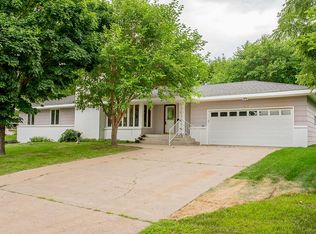 4121 116th Ln NW, Coon Rapids, MN 55433