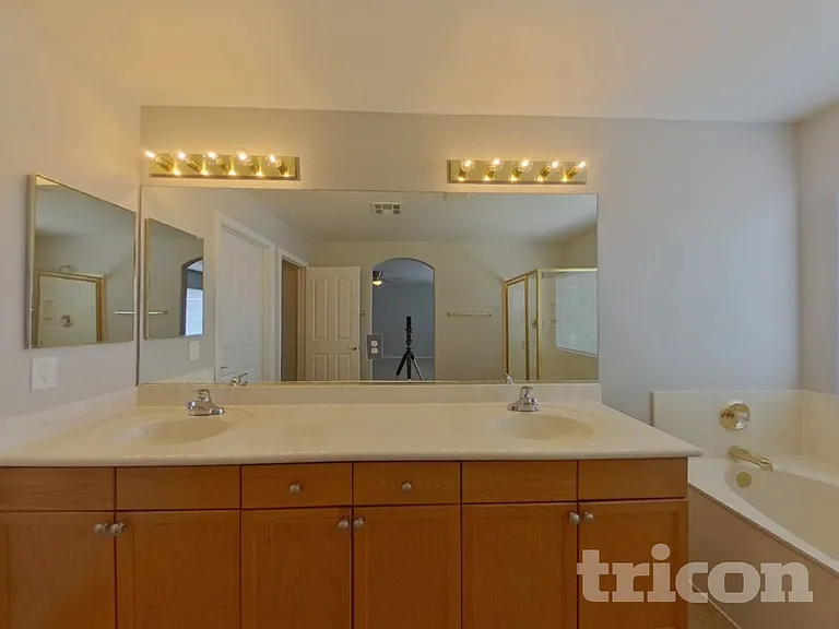 1439 Orange Jubilee Rd — Photo 9