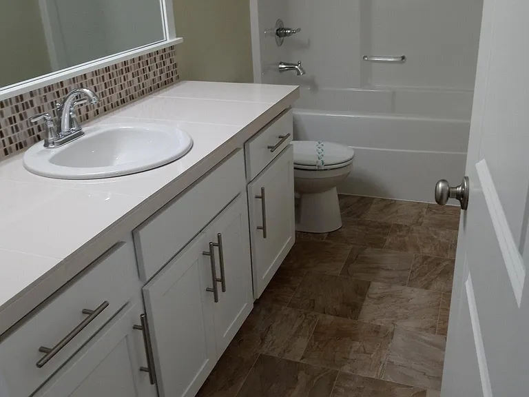 8005 NE Sabo St — Photo 14