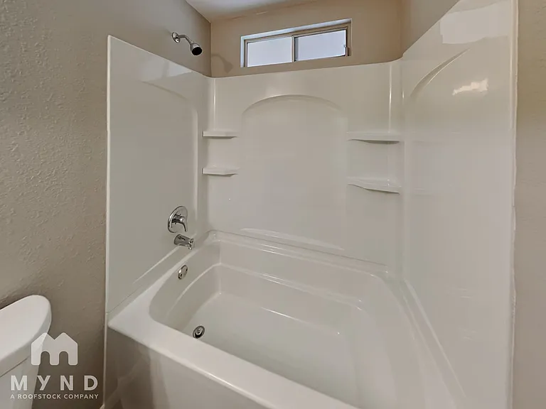7233 W San Miguel Ave — Photo 20