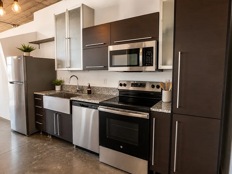 GW Apartments — Photo 47