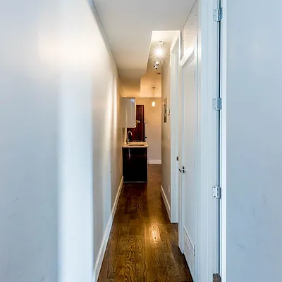 Rented by Nooklyn NYC LLC | media 32