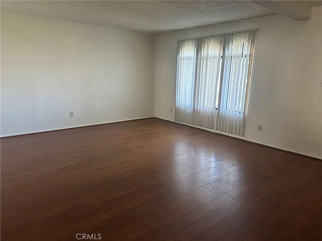 3431 Artesia Blvd — Photo 3