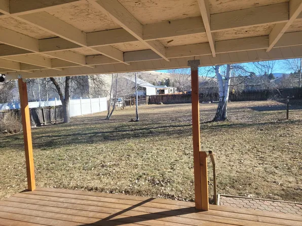 2611 Madison St, Klamath Falls, OR 97603