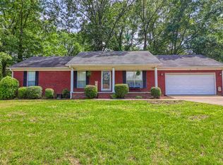 18 Surrey Downs Cv, Jackson, TN 38305