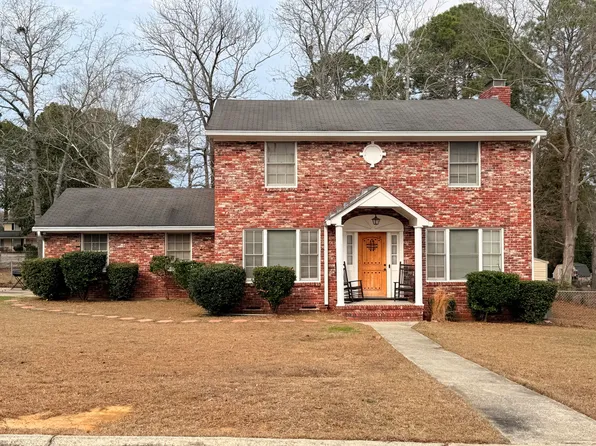 7901 Tradd St, Columbia, SC 29209