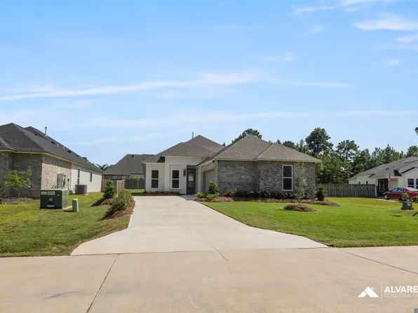 5017 Scotts Bayou Ln, Madisonville, LA 70447