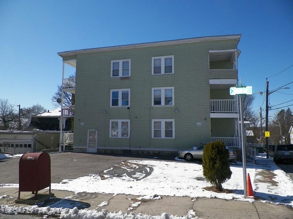 2nd image of 17 Canton St