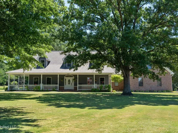 3500 Lake Grove Dr, Hernando, MS 38632