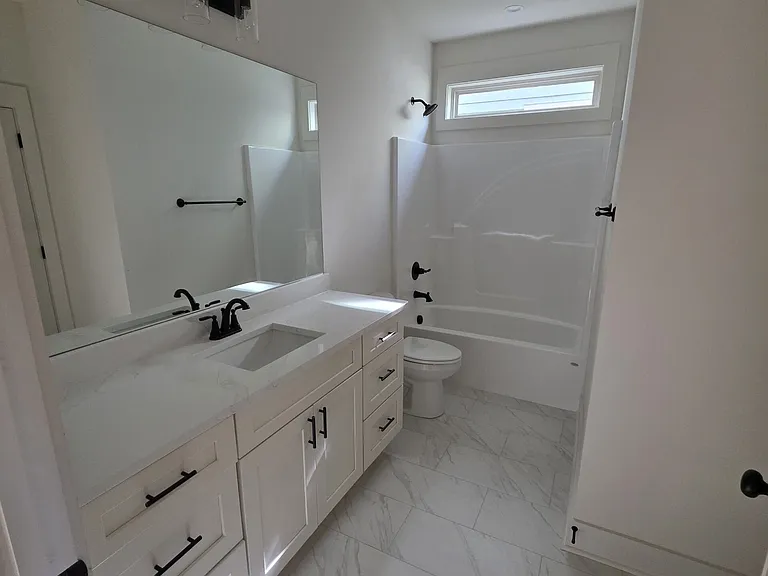 477 Willow Grove Ct — Photo 3