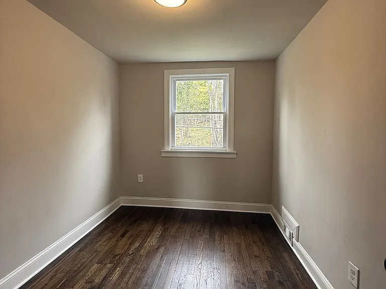 2842 Oakford Ave — Photo 12
